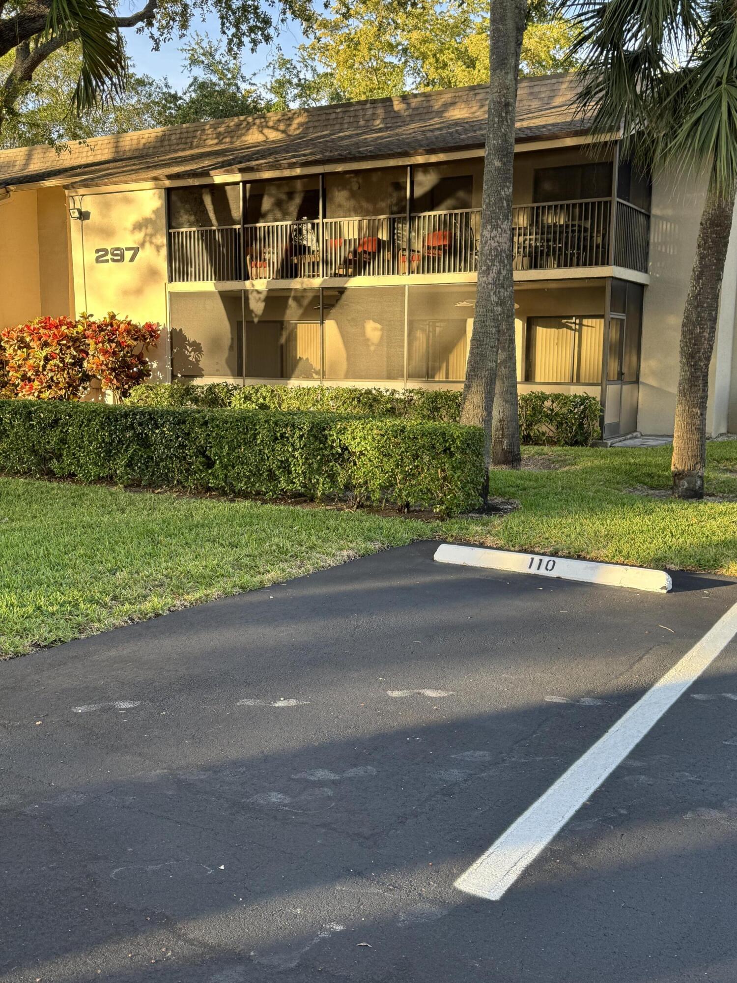 HIDDEN WOODS OF DEER CREEK CONDO - Residential Lease