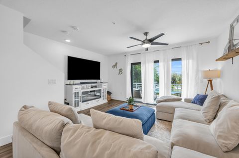 Tiny photo for 1110 Lucerne Avenue #C, Lake Worth, FL 33460 (MLS # B26016577)