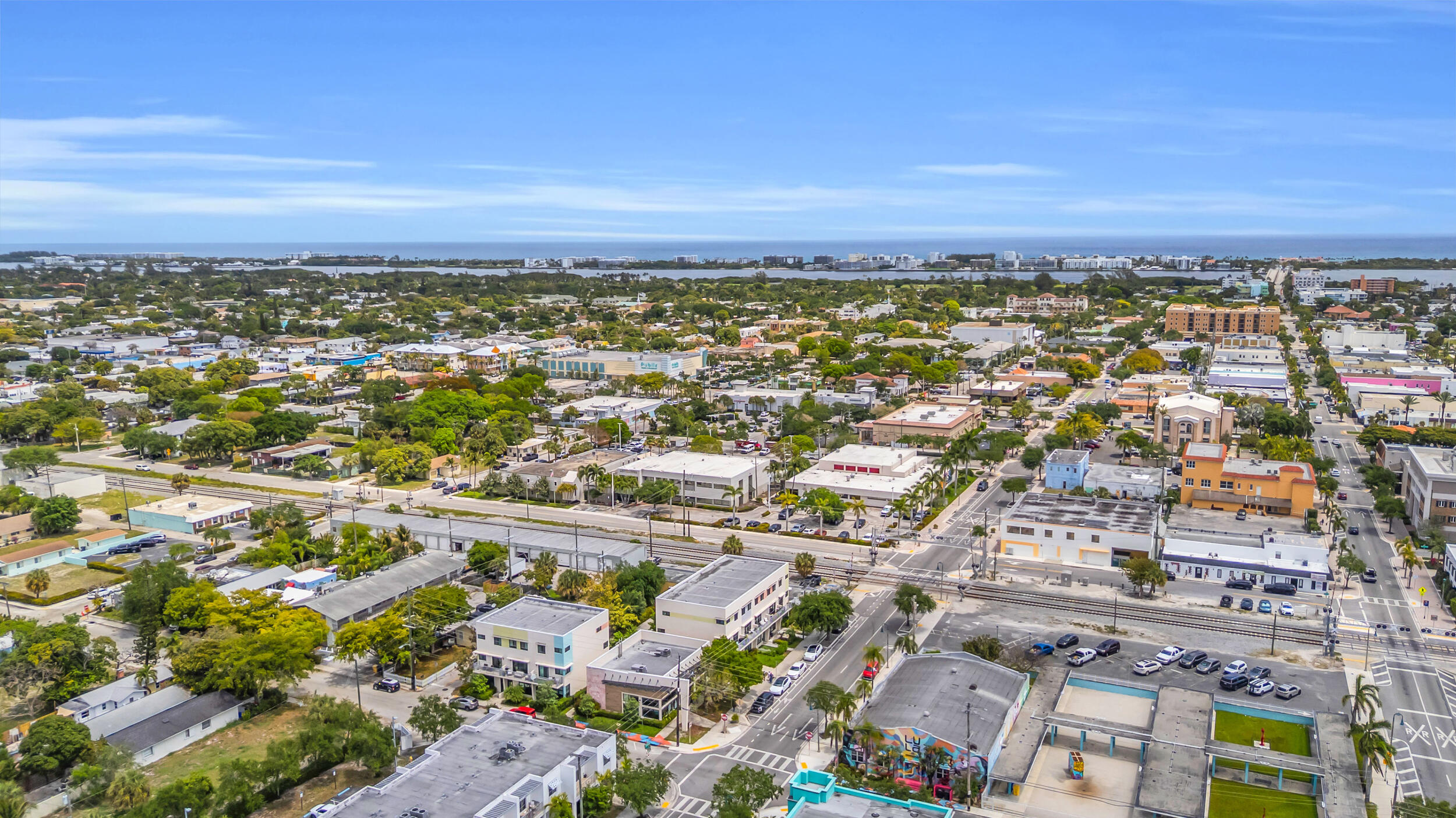 WEST VILLAGE ARTIST LOFT - Residential