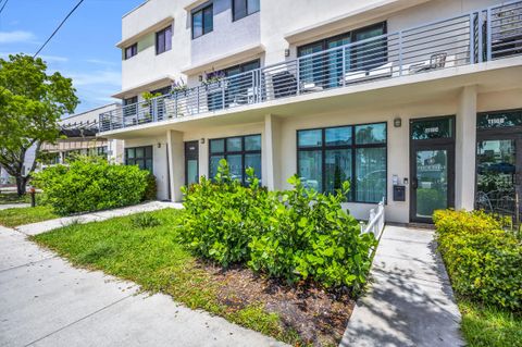 Tiny photo for 1110 Lucerne Avenue #C, Lake Worth, FL 33460 (MLS # B26016577)