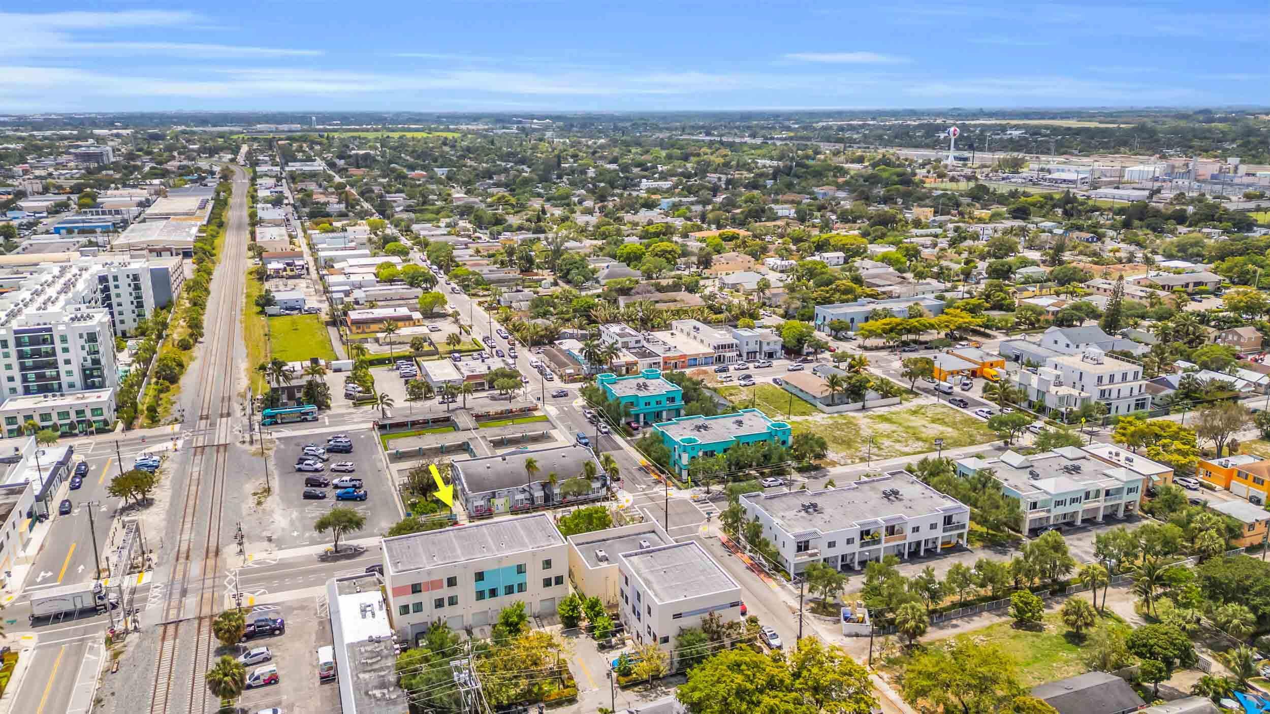 WEST VILLAGE ARTIST LOFT - Residential