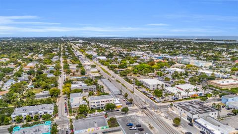 Tiny photo for 1110 Lucerne Avenue #C, Lake Worth, FL 33460 (MLS # B26016577)