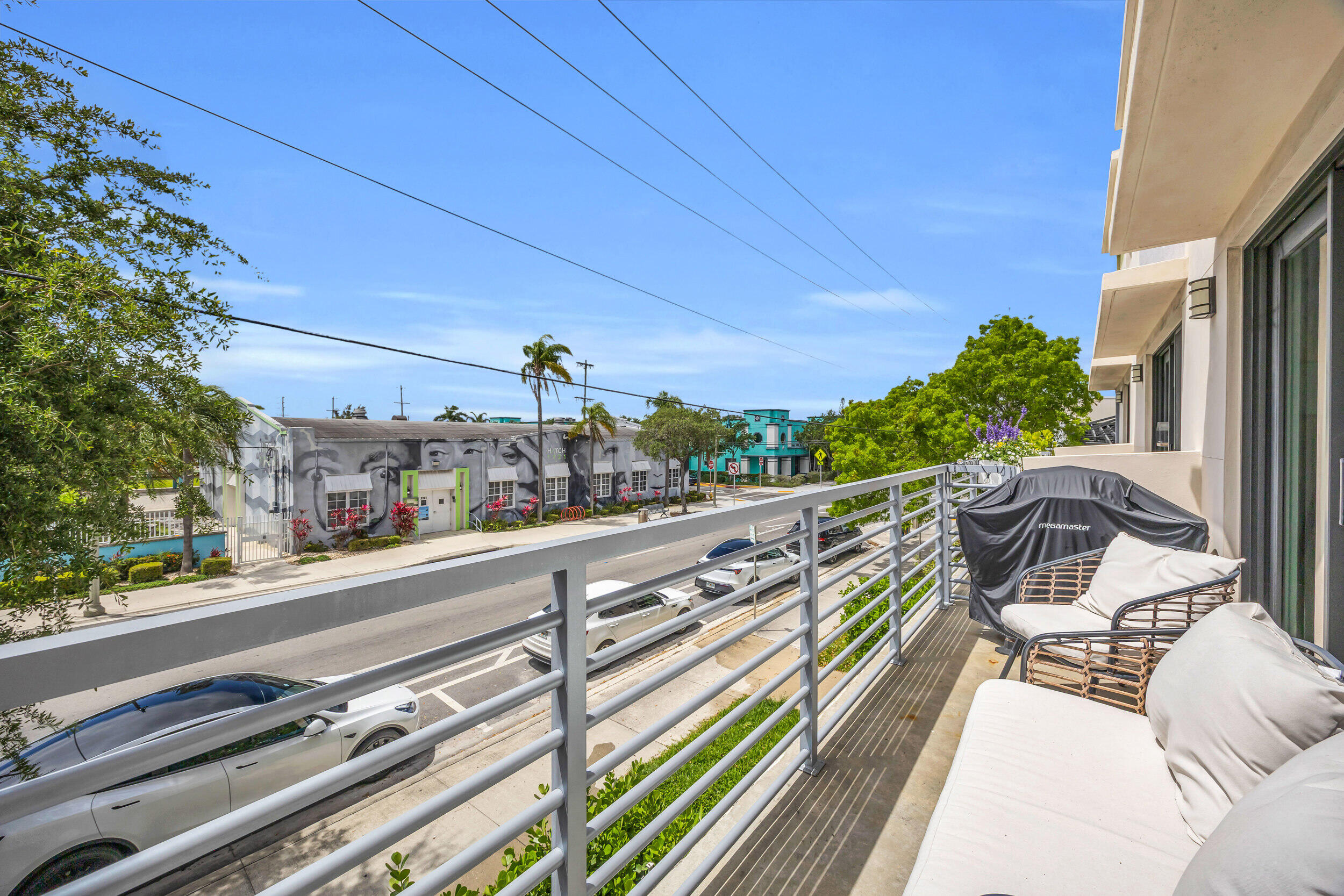 WEST VILLAGE ARTIST LOFT - Residential