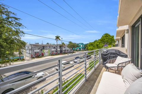 Tiny photo for 1110 Lucerne Avenue #C, Lake Worth, FL 33460 (MLS # B26016577)