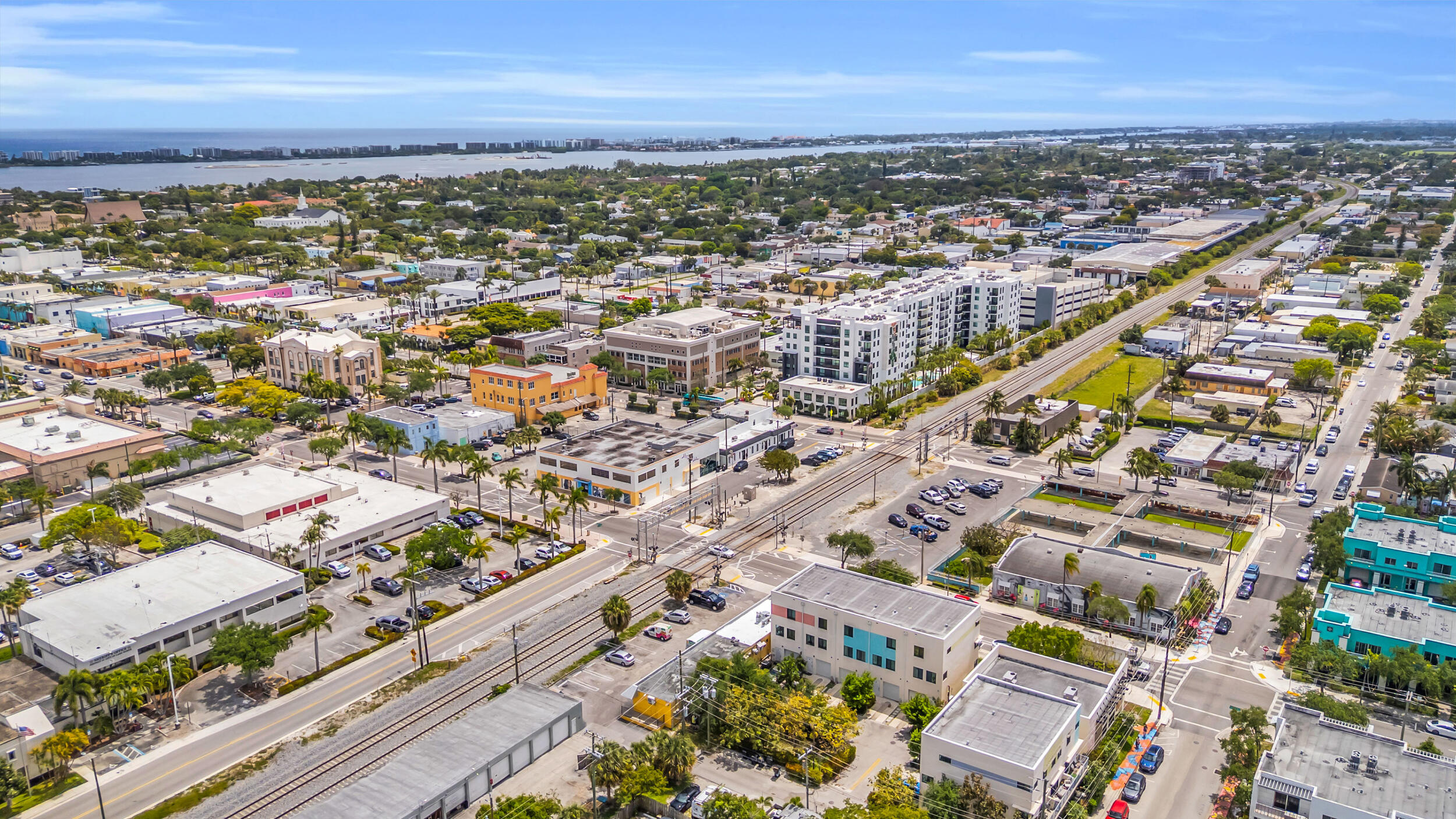 WEST VILLAGE ARTIST LOFT - Residential
