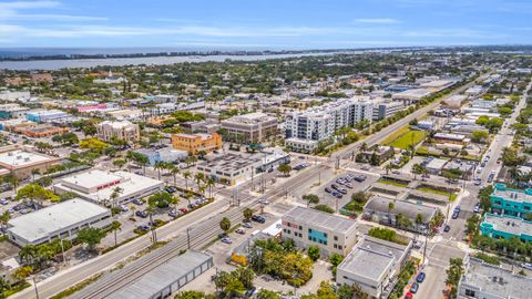 Tiny photo for 1110 Lucerne Avenue #C, Lake Worth, FL 33460 (MLS # B26016577)