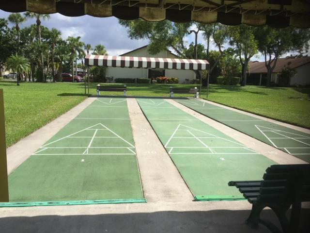 GARDENS OF WILLOW BEND CONDOS - Residential