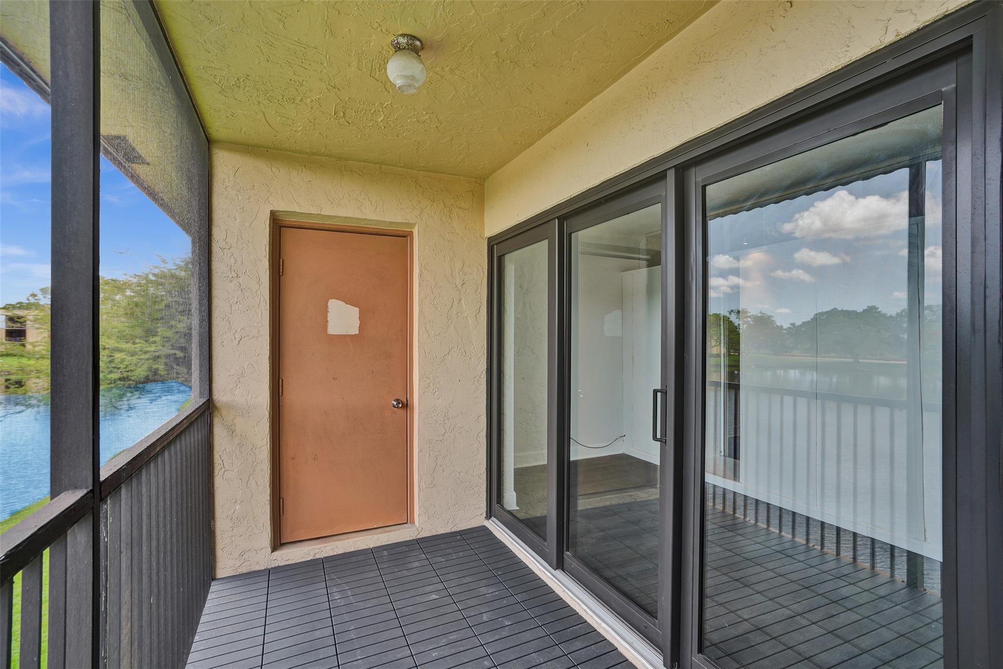 Racquet Club - Residential