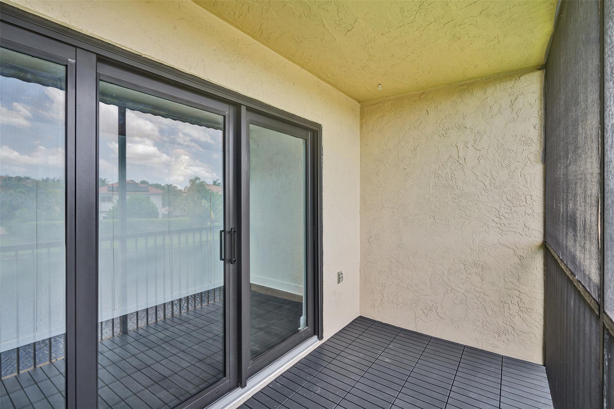Racquet Club - Residential