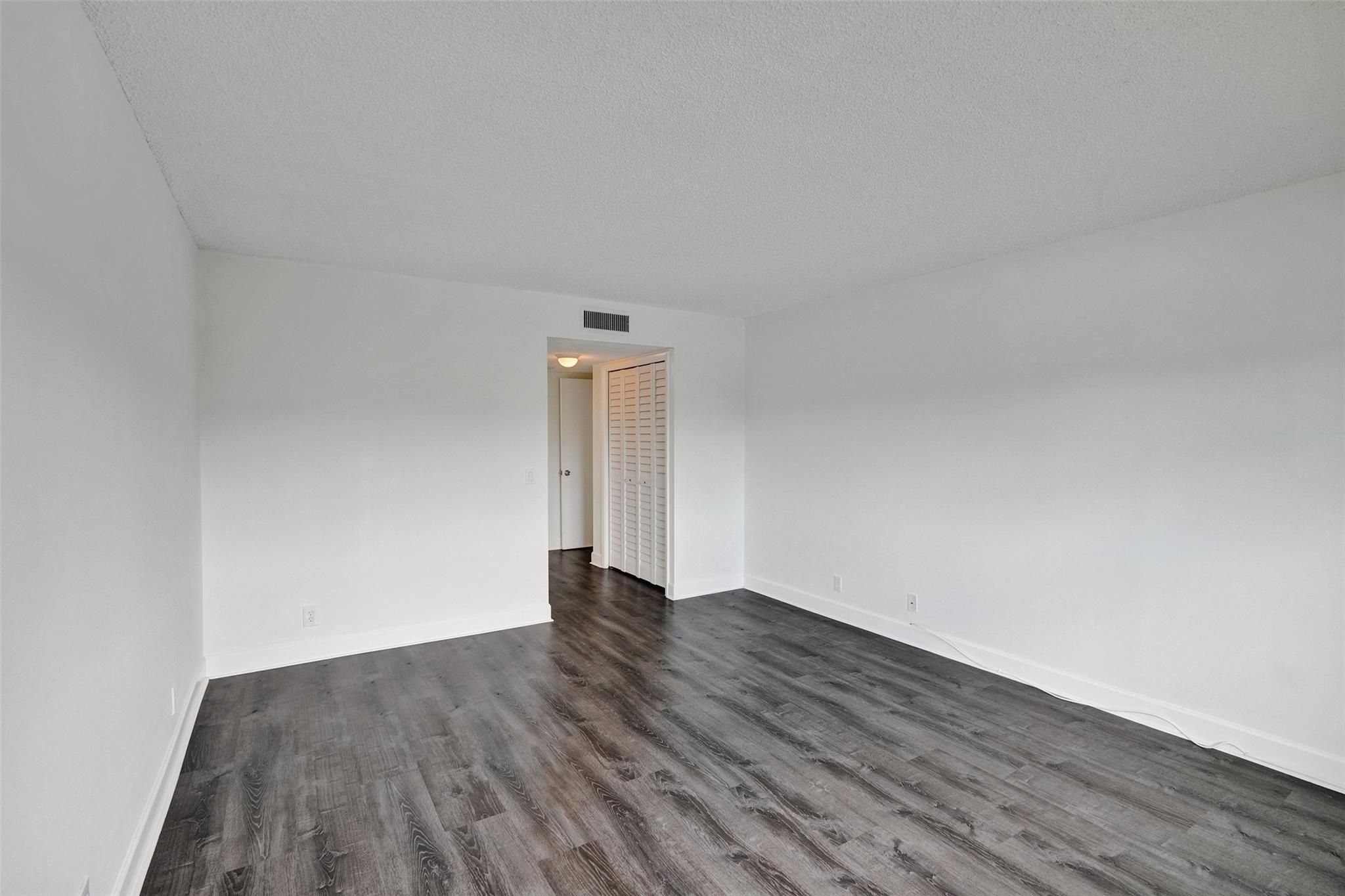 Racquet Club - Residential