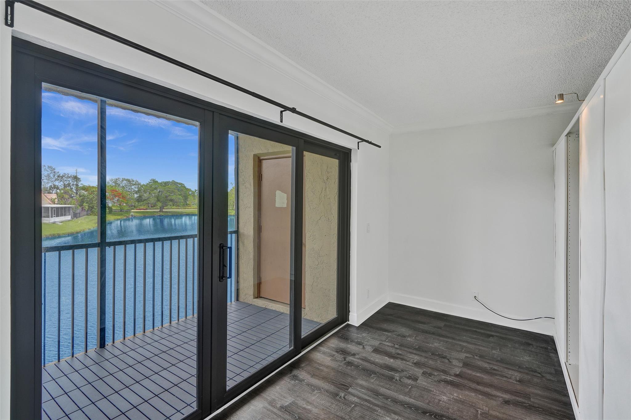 Racquet Club - Residential