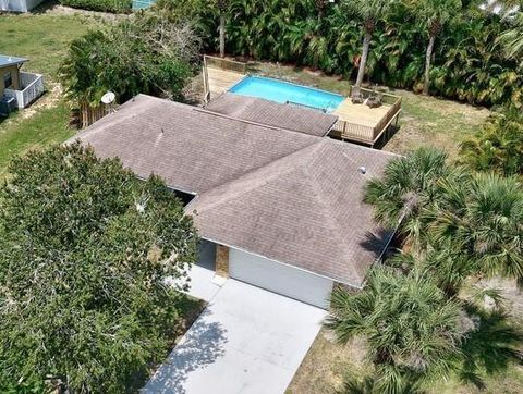 841 Carnation Drive Sebastian FL 32958