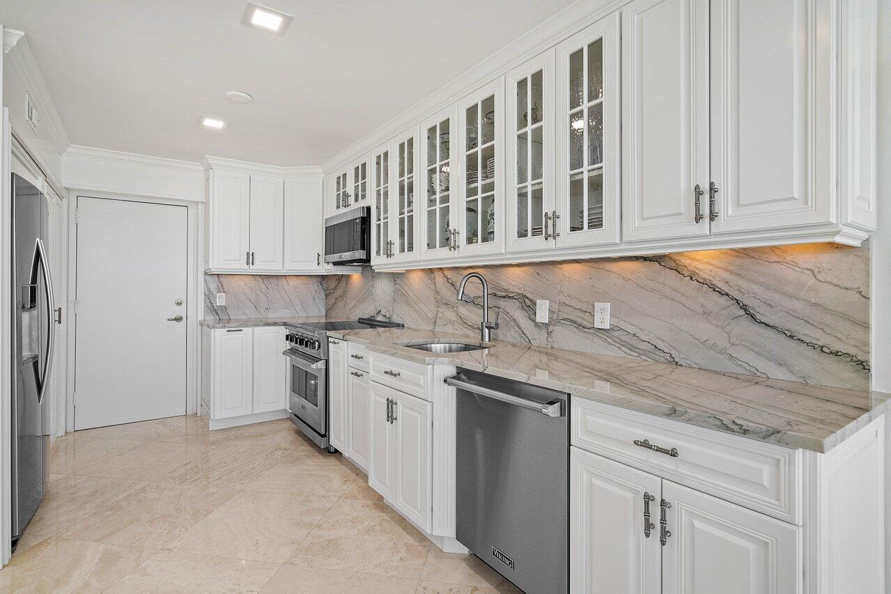 OCEAN TOWERS - Residential