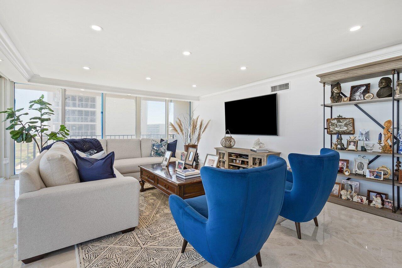 OCEAN TOWERS - Residential