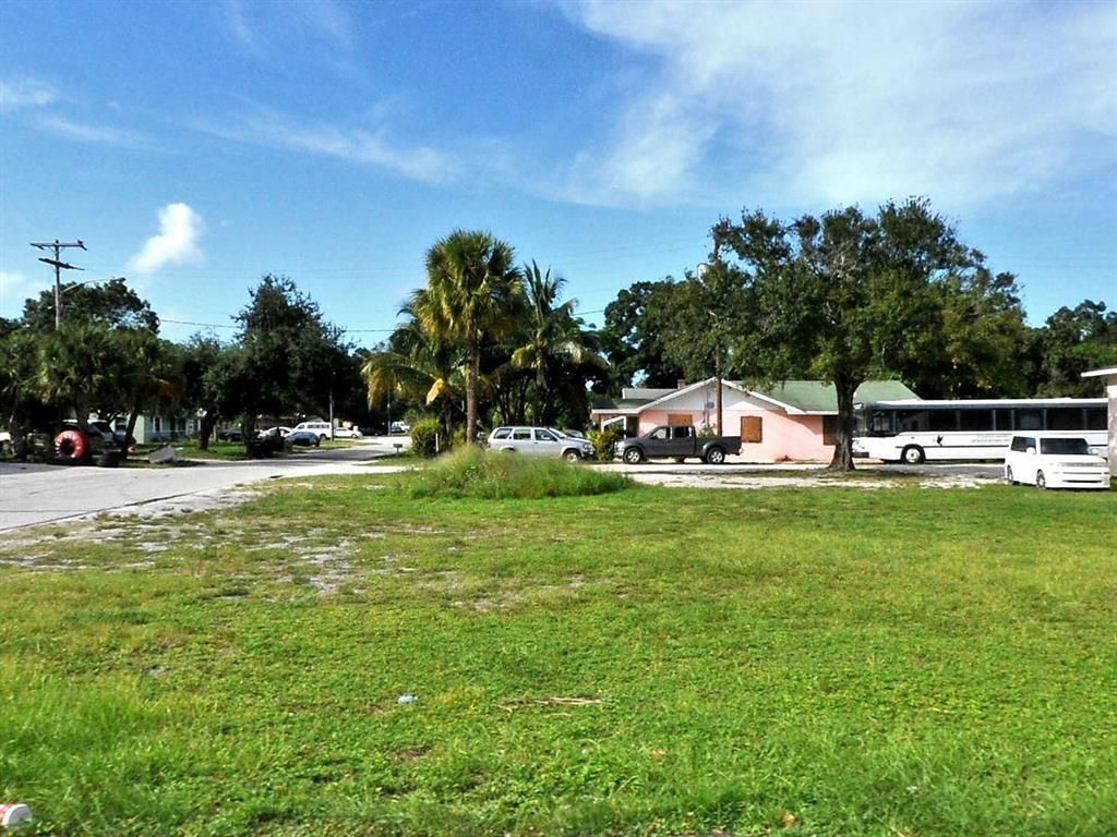 Photo of 1916 Orange Avenue, Fort Pierce, FL 34950 (MLS # R10768766)