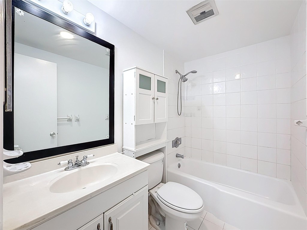 MAYBURY MANSIONS CONDO - Residential Lease