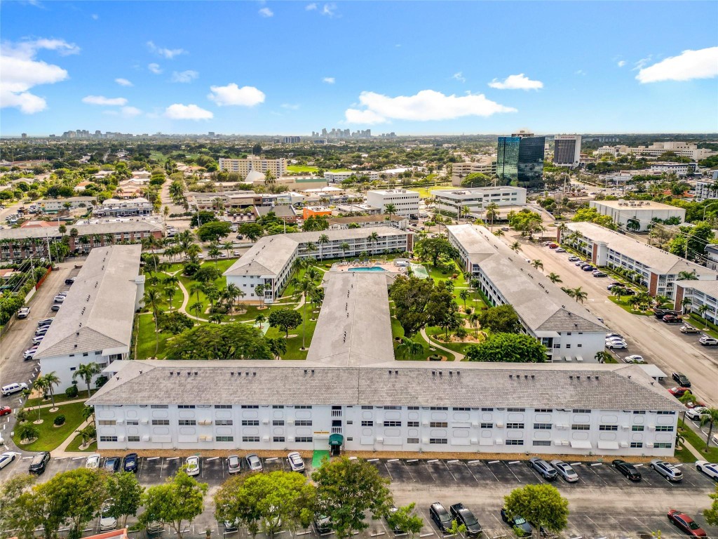 MAYBURY MANSIONS CONDO - Residential Lease