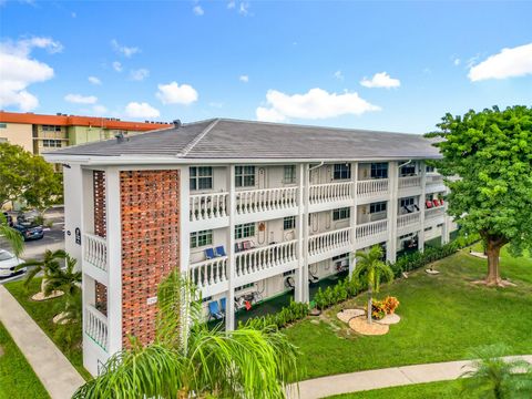 View photos, virtual tours, details... 5208 NE 24TH TER F-303 Fort Lauderdale FL 33308