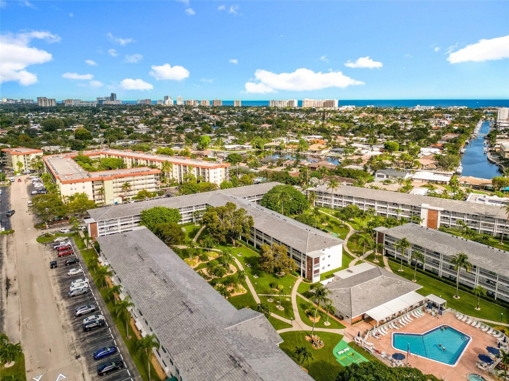 MAYBURY MANSIONS CONDO - Residential Lease