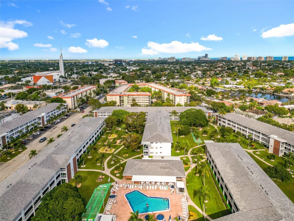 MAYBURY MANSIONS CONDO - Residential Lease