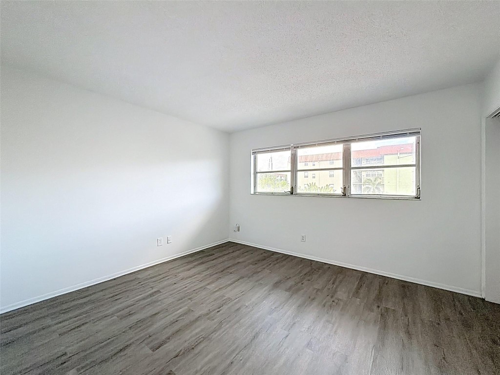 MAYBURY MANSIONS CONDO - Residential Lease