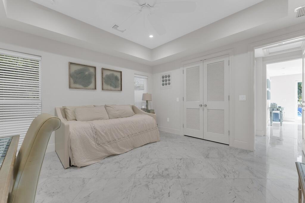 ESTATES III THE - Residential