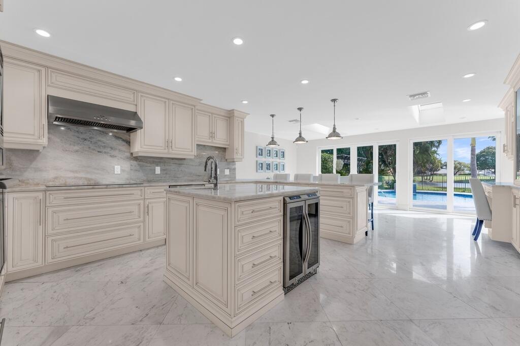 ESTATES III THE - Residential