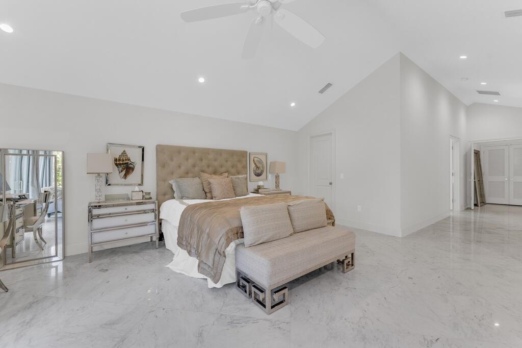 ESTATES III THE - Residential