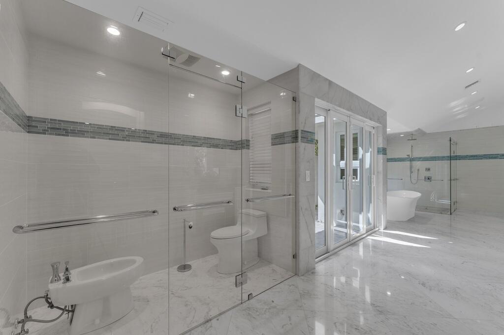 ESTATES III THE - Residential