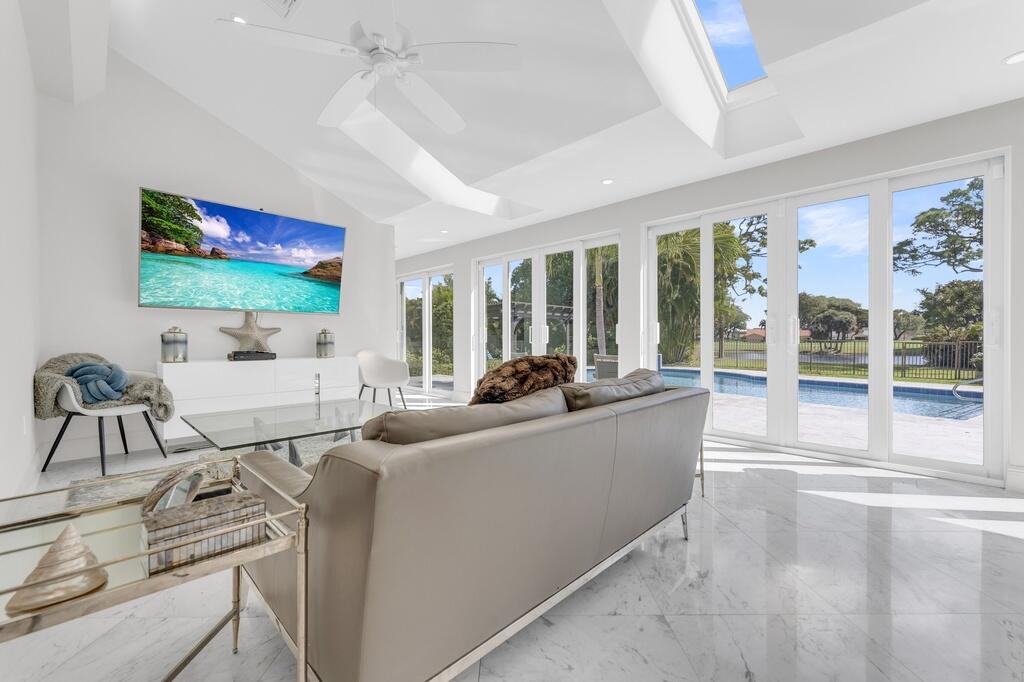 ESTATES III THE - Residential