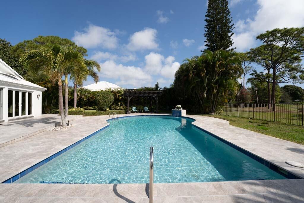 ESTATES III THE - Residential