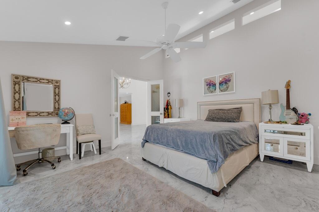 ESTATES III THE - Residential