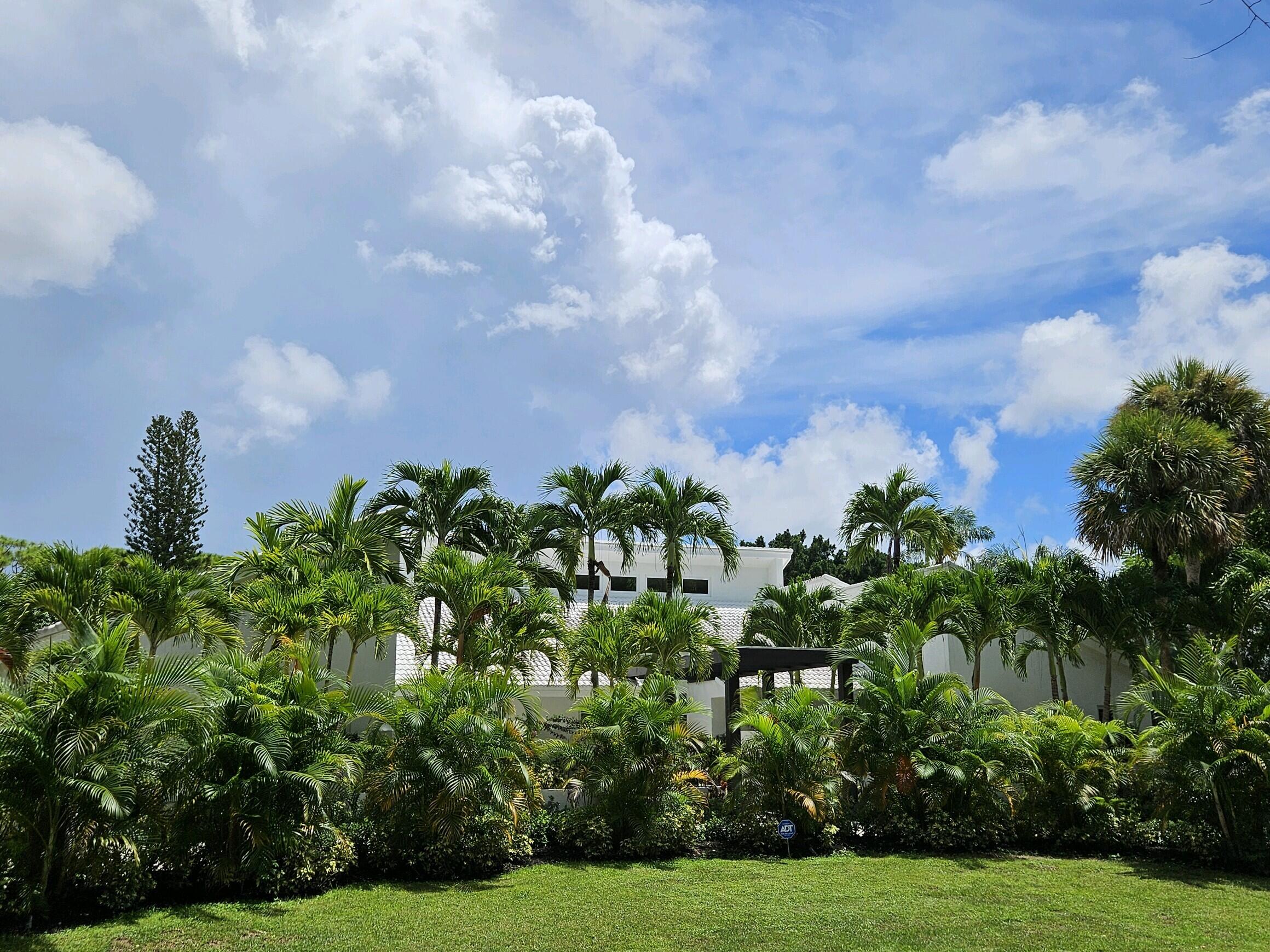 ESTATES III THE - Residential