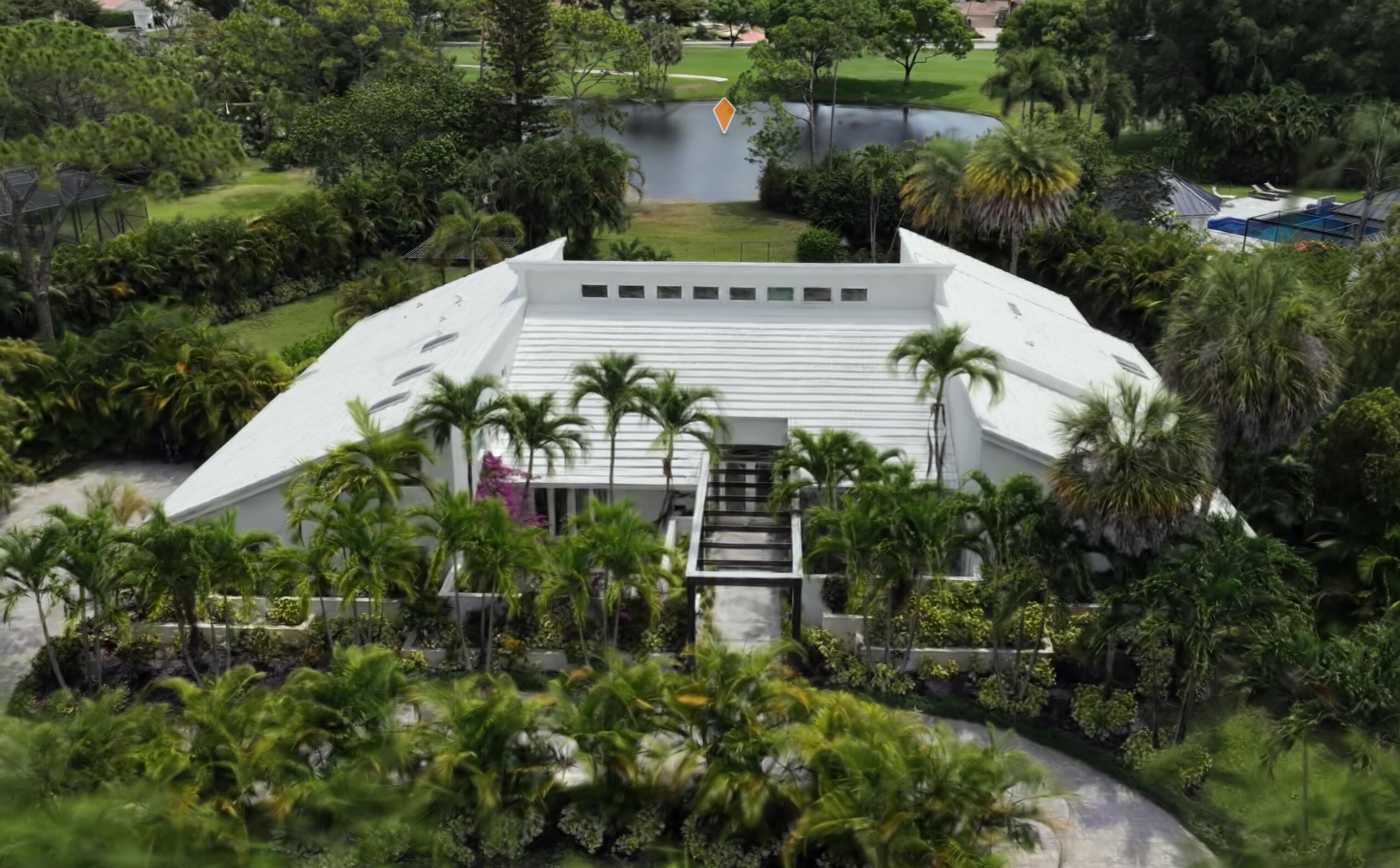 355 Oakview Drive