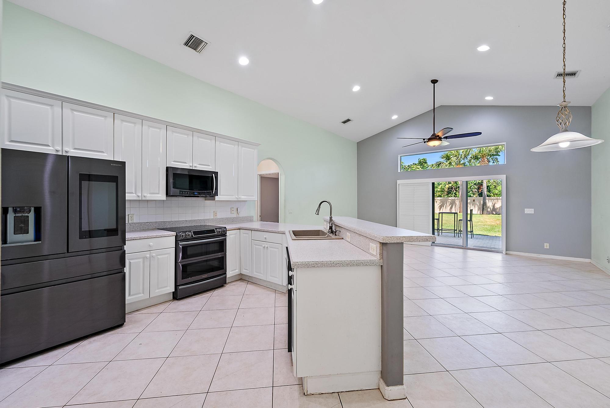 500 N Cypress Drive