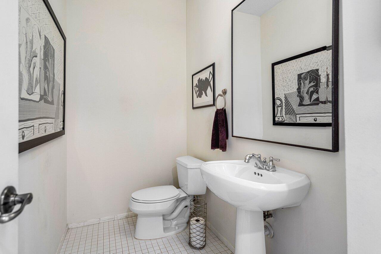 Photo 19 of 30 of 3851 NW 5th Terrace townhome
