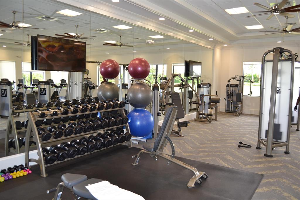 Valencia Bay - Residential