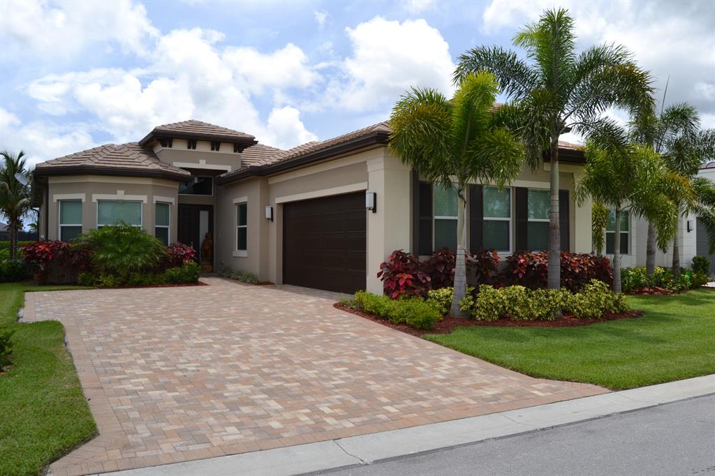 Valencia Bay - Residential