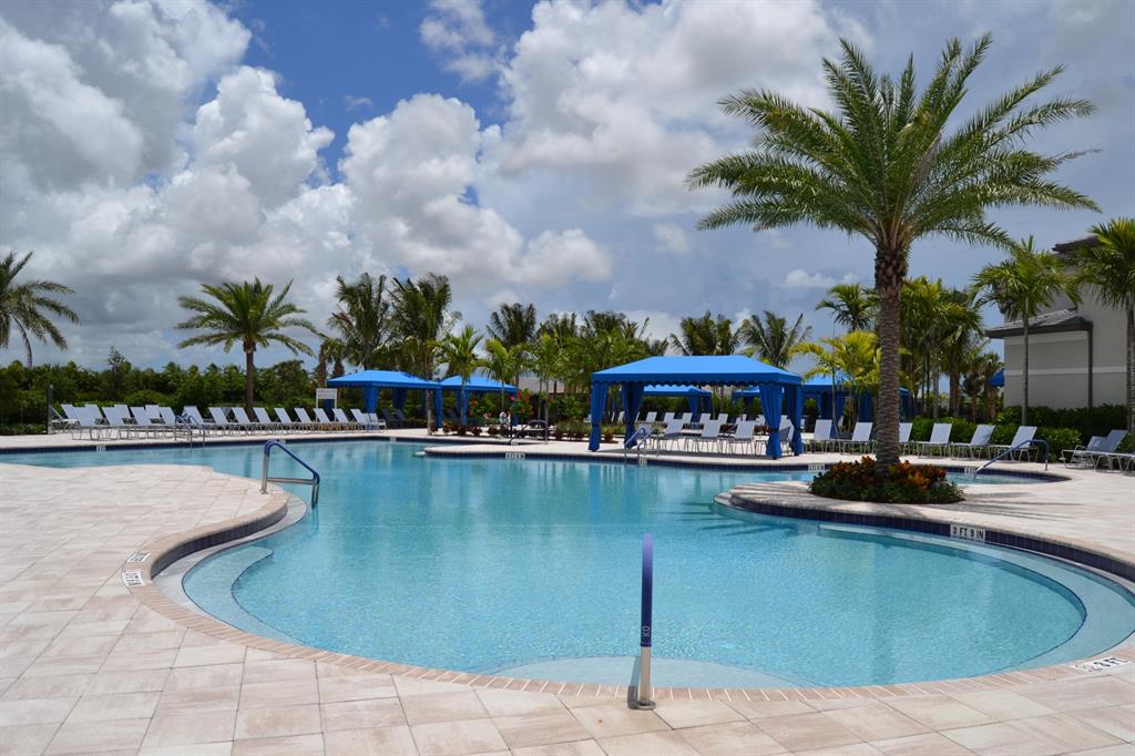 Valencia Bay - Residential