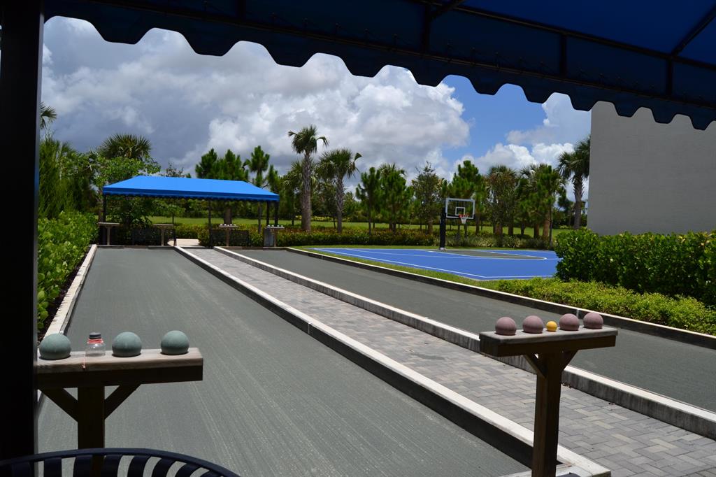 Valencia Bay - Residential