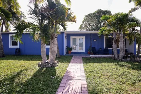 248 NE 41st St, Deerfield Beach, FL 33064 - MLS#: F10475312