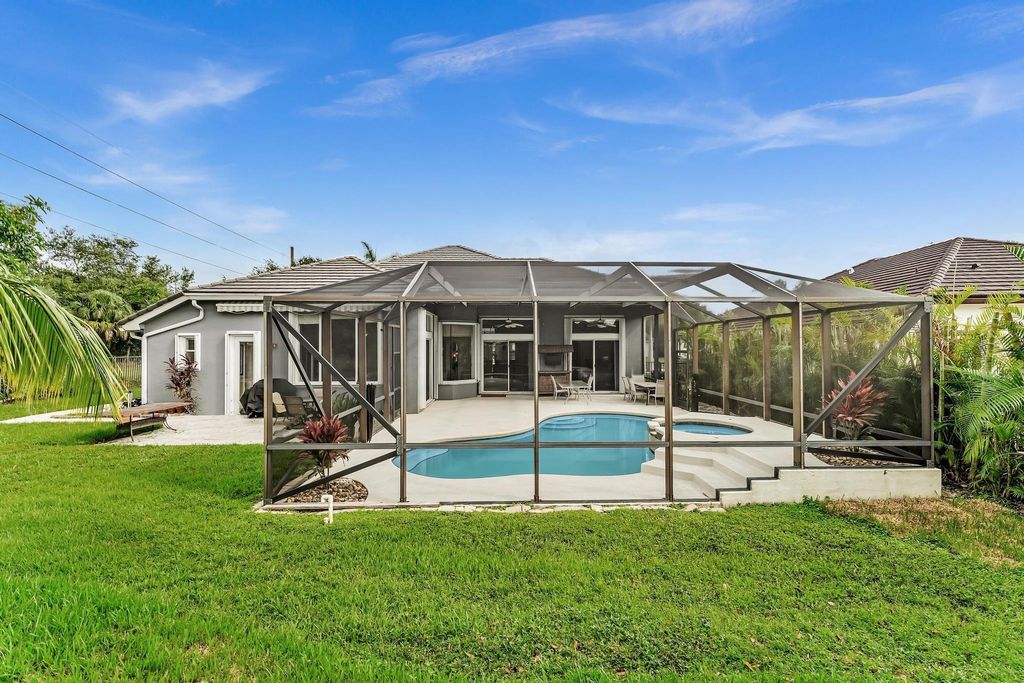 Photo of 755 SW River Bend Circle, Stuart, FL 34997 (MLS # F10511484)