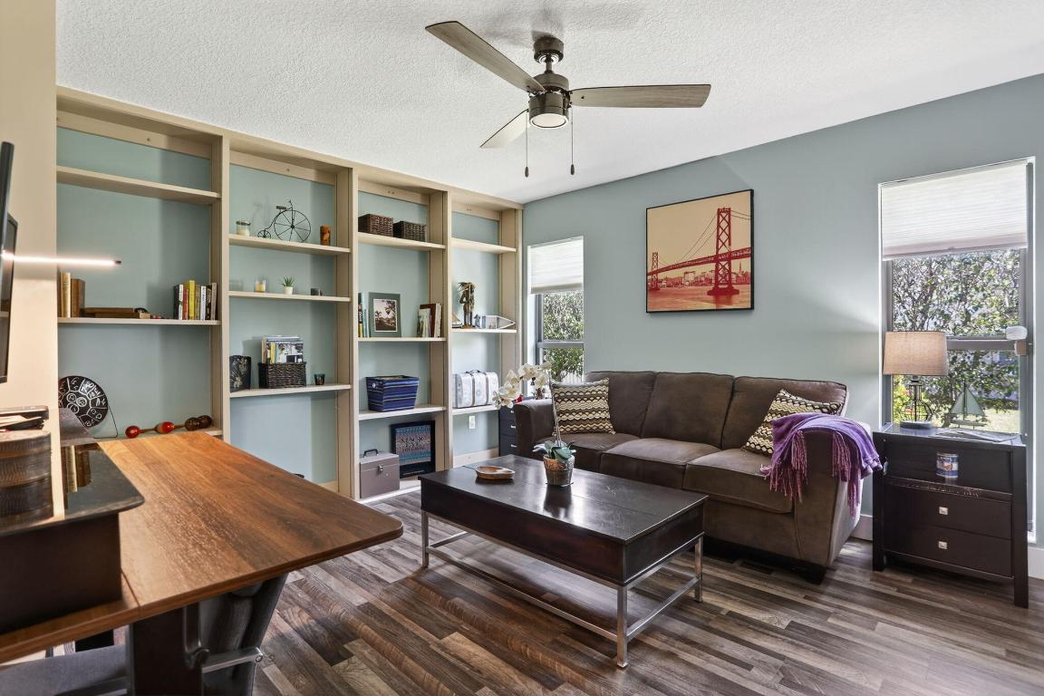 CYPRESS RUN - Residential