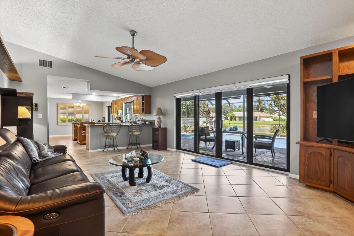 CYPRESS RUN - Residential