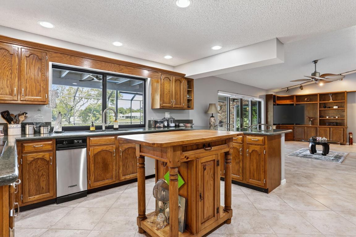 CYPRESS RUN - Residential