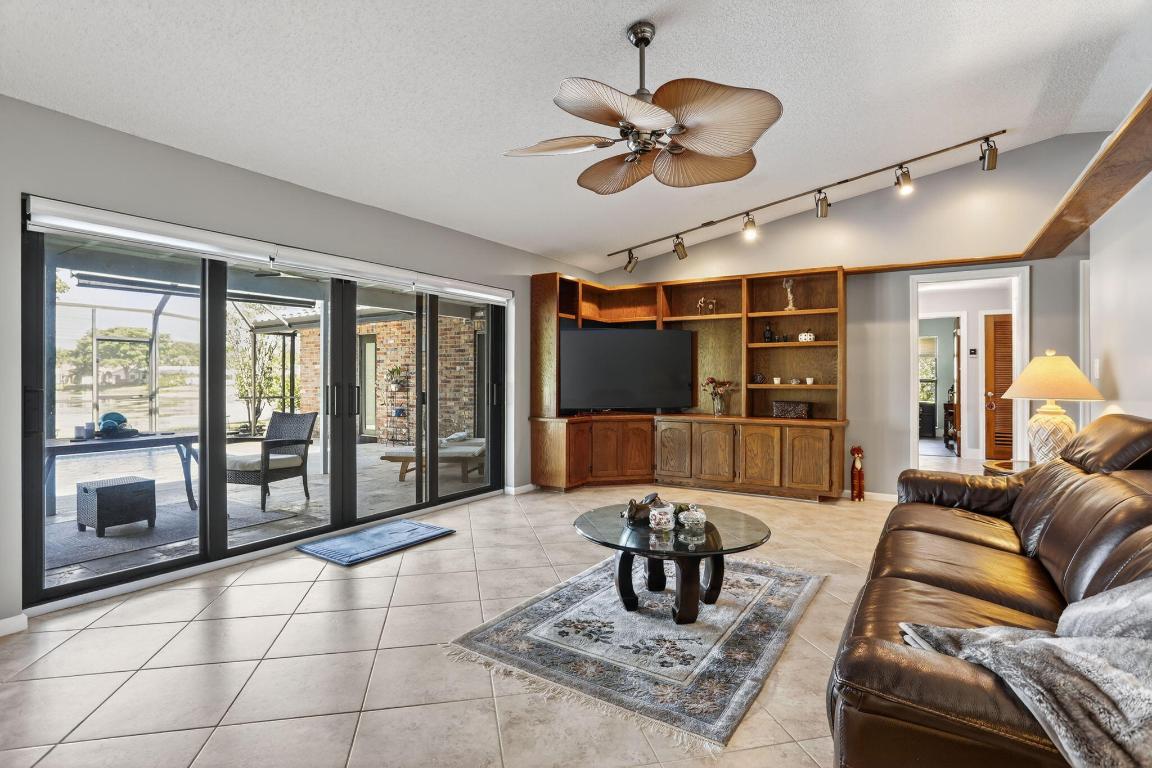 CYPRESS RUN - Residential