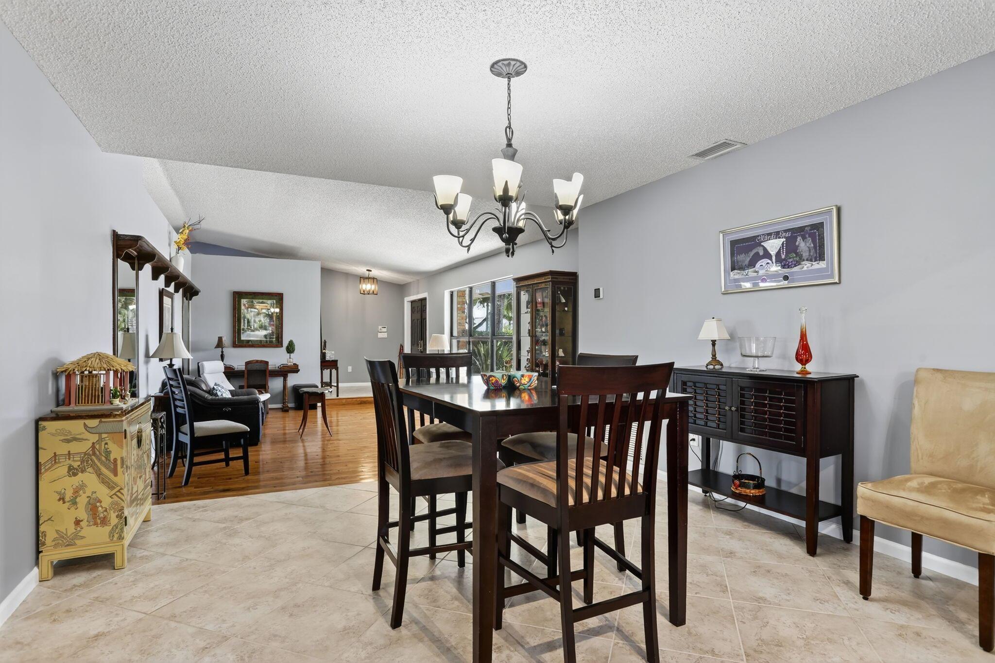 CYPRESS RUN - Residential