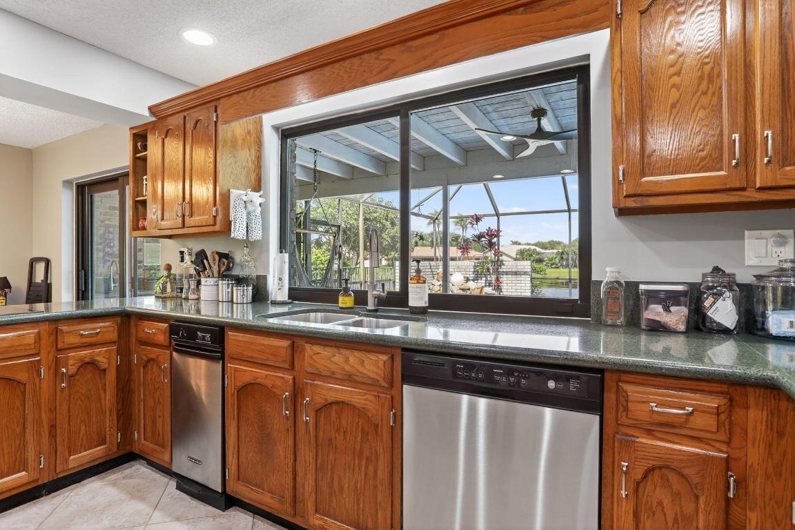 CYPRESS RUN - Residential