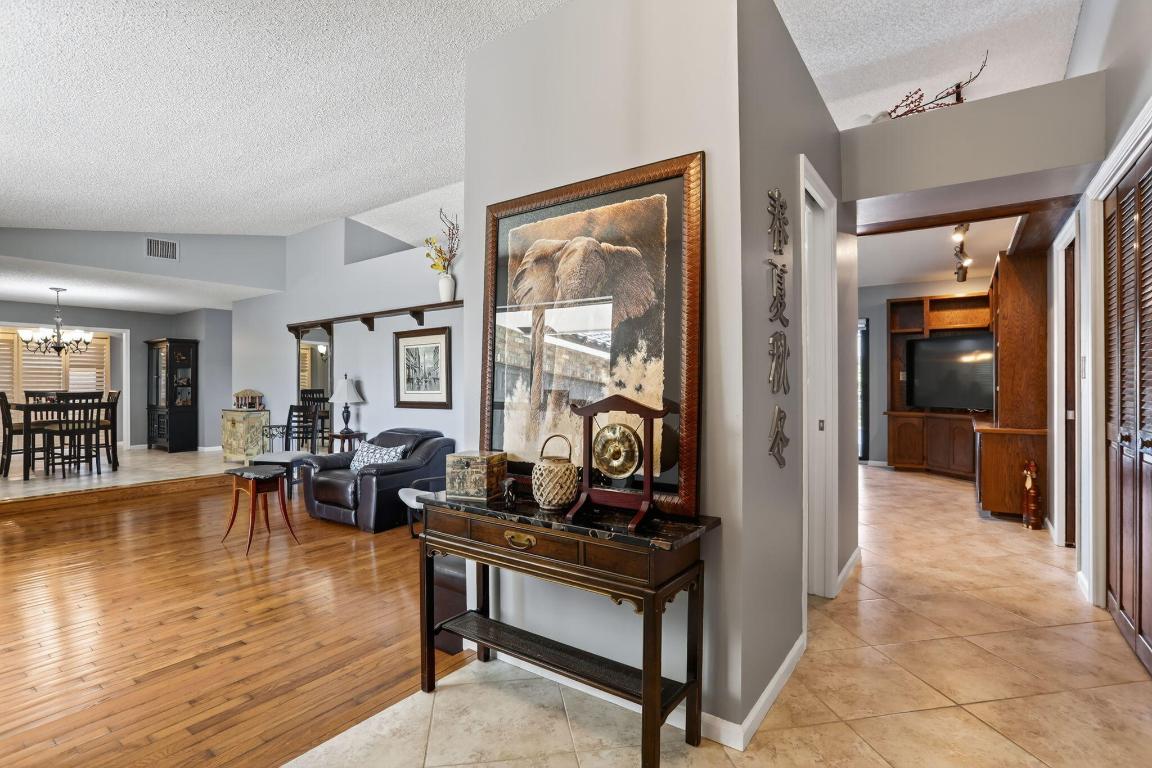 CYPRESS RUN - Residential