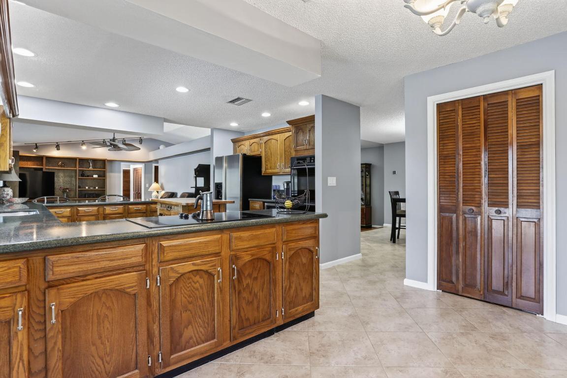 CYPRESS RUN - Residential